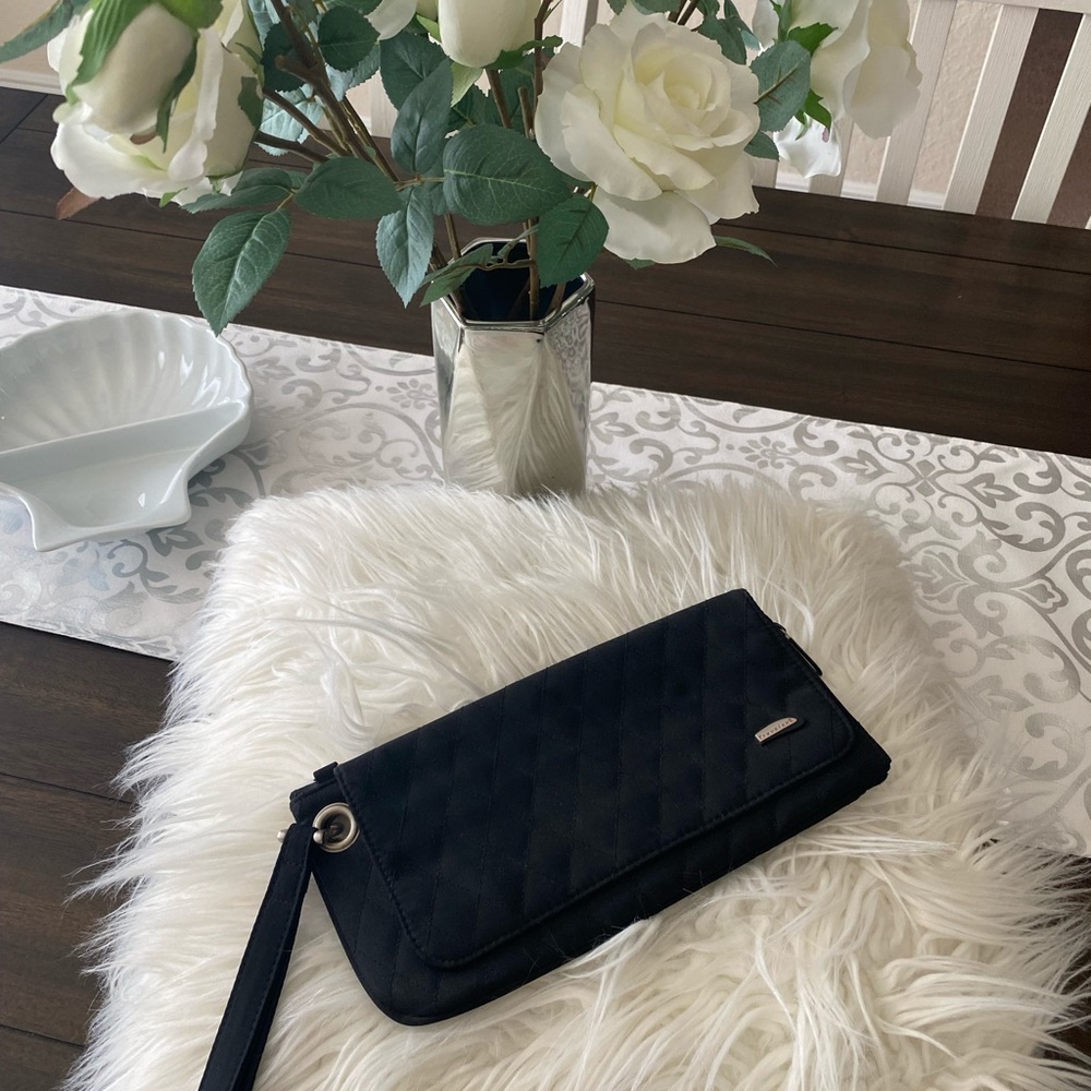 Clutch pocket purse